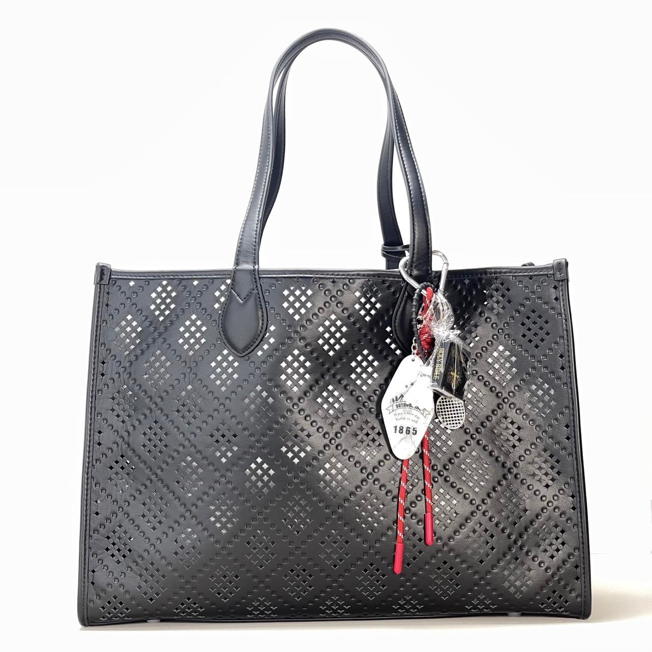 8bc640c2bc2946e4a0c01b024d950f61~tplv-aphluv4xwc-origin-jpeg Genuine leather handbags - hollow carved women's fashion handbags, cowhide handbags, tote bags, selected new design long handles