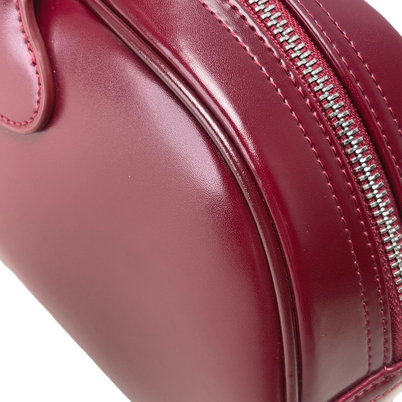 tote bag genuine cowhide sewn single handle single shoulder strap new women's bag with exquisite hardware accessories new special shape design handle shoulder dual purpose bag tote bag genuine cowhide sewn single handle single shoulder strap new women's bag with exquisite hardware accessories new special shape design handle shoulder dual purpose bag