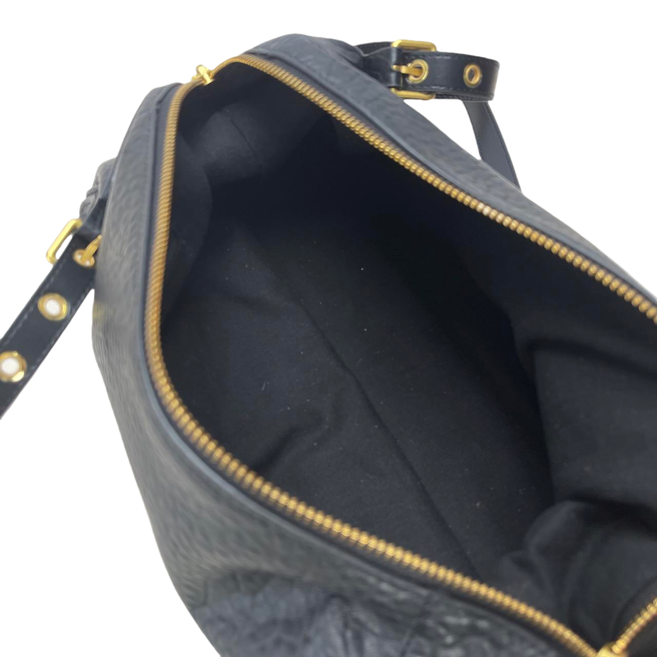 women's single shoulder underarm bag new style genuine cowhide fashionable women's single shoulder bag underarm bag with adjustable shoulder strap women's single shoulder underarm bag new style genuine cowhide fashionable women's single shoulder bag underarm bag with adjustable shoulder strap